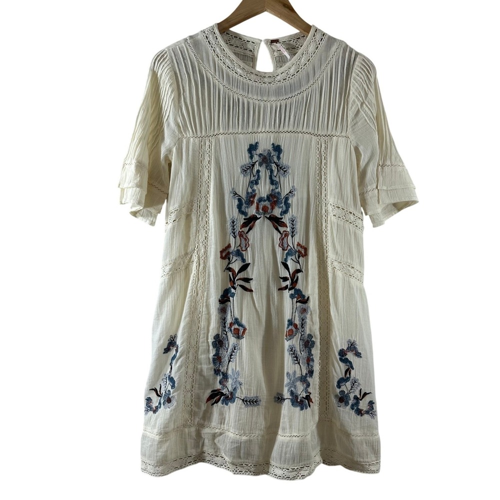 Free People Ivory Embroidered Gauze Mini Dress Boho Lace Trim XS NWOT - Picture 2 of 10